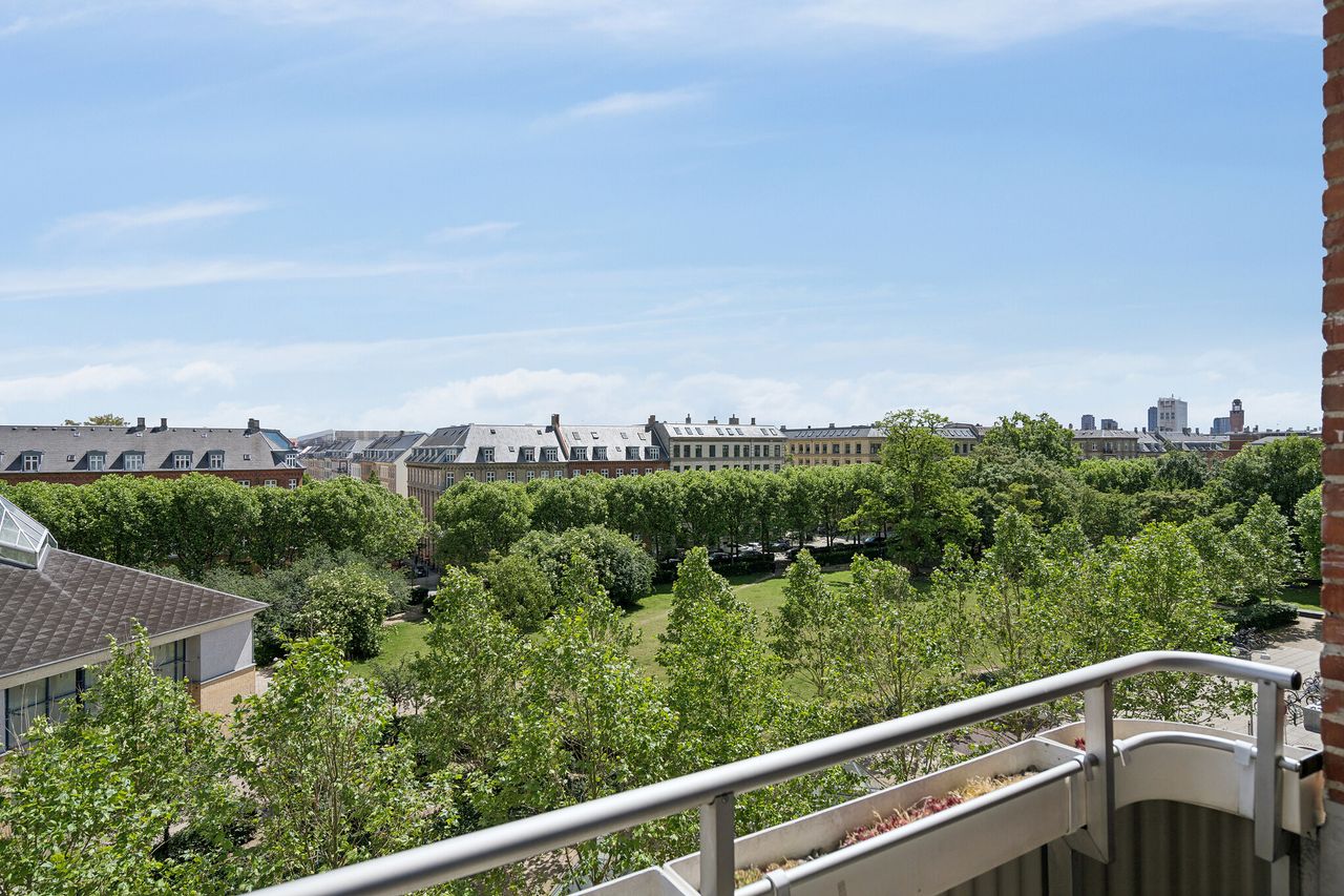 image 01